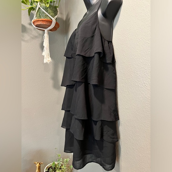 Madewell Ruffle Tier Cami Dress in
Black - Picture 5 of 11